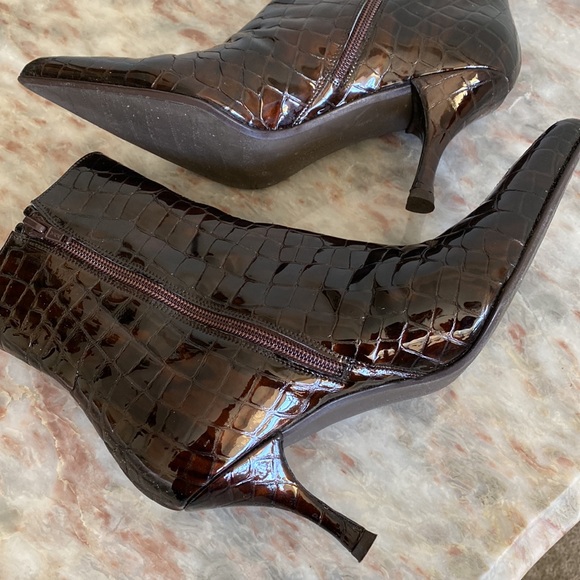 STUART WEITZMAN Boots 👢🤎 - Picture 4 of 5